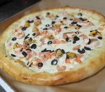 Пицца Морская 