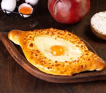 Хачапури по-аджарски