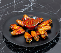 Куриные крылышки с соусом чили