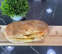 Мясная шаурма из свинины в пите