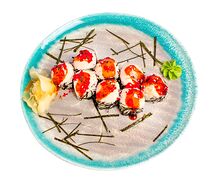 Горячий ролл с креветкой и икрой масаго