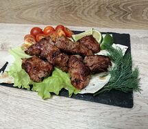 Шашлык из cвинoй шейки