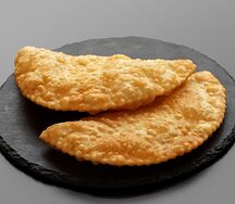 Чебуреки с мраморной говядиной и свининой