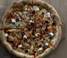 Пицца Греческая