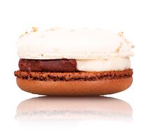 Молочный баунти (макарони, макаруны, макаронсы, macaron)