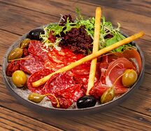 Итальянская закуска