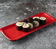 Мини-ролл с огурцом 