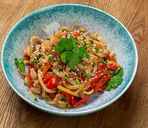 Удон с цыпленком