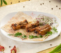 Шашлык из свиных ребрышек с картофелем фри