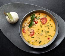 Том кха с курицей