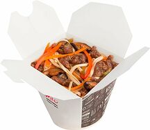 Удон с говядиной и соусом Ньюпай