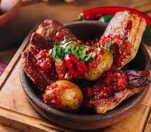 Свиные ребра с аджикой