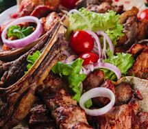 Ассорти из шашлыка с картофелем