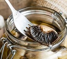Грибы маринованные