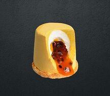 Пирожное Манго-маракуйя