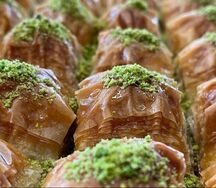 Турецкая пахвала с фисташками
