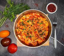 Яичница с помидорами