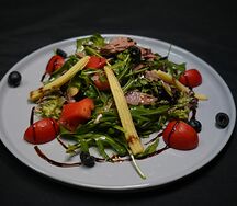 Салат Рукола с мясом