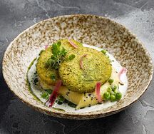 Котлеты из лосося с кальмаром