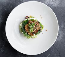 Салат с подкопченной уткой