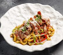 Паста с пастрами из говядины