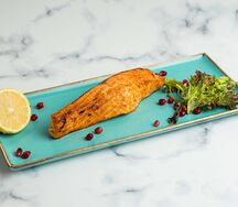 Стейк форели на углях