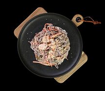 Соба с морепродуктами в сливочном соусе