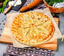 Осетинский пирог с домашним сыром и зеленью