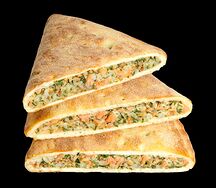 Пирог с лососем и рисом