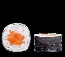 Ролл с лососем