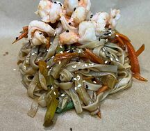 Wok рисовая лапша креветка
