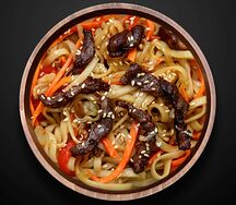 Удон с говядиной в сливочном соусе