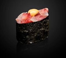 Суши острые с морским окунем