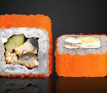 Ролл Калифорния с угрем