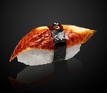 Суши с угрем