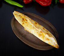 Лодочки с сыром, говядиной и курицей