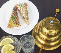 Пахлава слоеная с медом (треугольник)