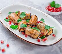Рулетики из баклажанов