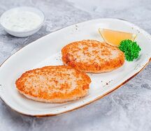 Котлетки щучьи с соусом тартар