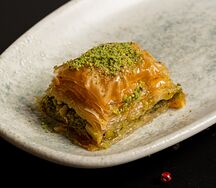 Пахлава с фисташками
