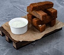 Гренки чесночные