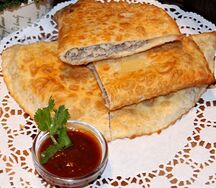 Чебурек с бараниной
