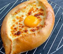 Хачапури по-аджарски