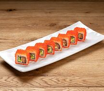 Ролл Калифорния с лососем