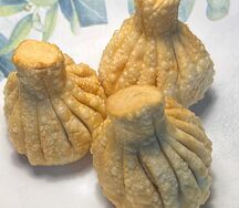 Жареные хинкали с бараниной