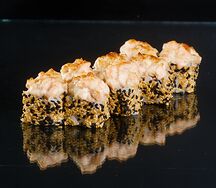 Запеченный ролл с лососем