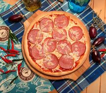 Пицца Салями33