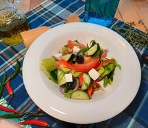 Салат греческий с сыром Фета