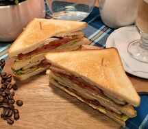 Сандвич с курицей