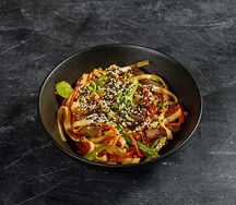 Вок с говядиной стеклянная